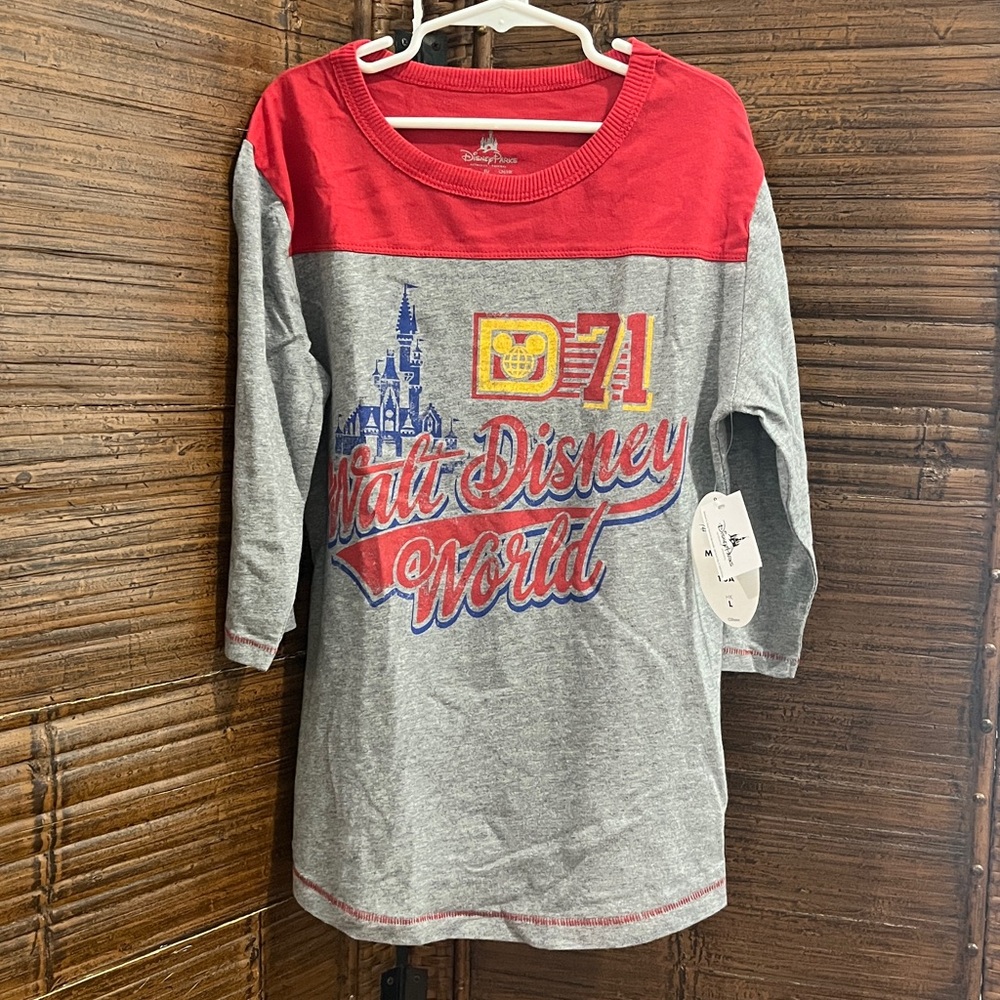 Disney Parks Retro Graphic Red/Gray 3/4 Length Sleeve Jersey Tee, M (7/8) NWT